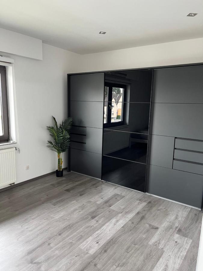 Messewohnung/Ferienwohnung Кёльн Экстерьер фото